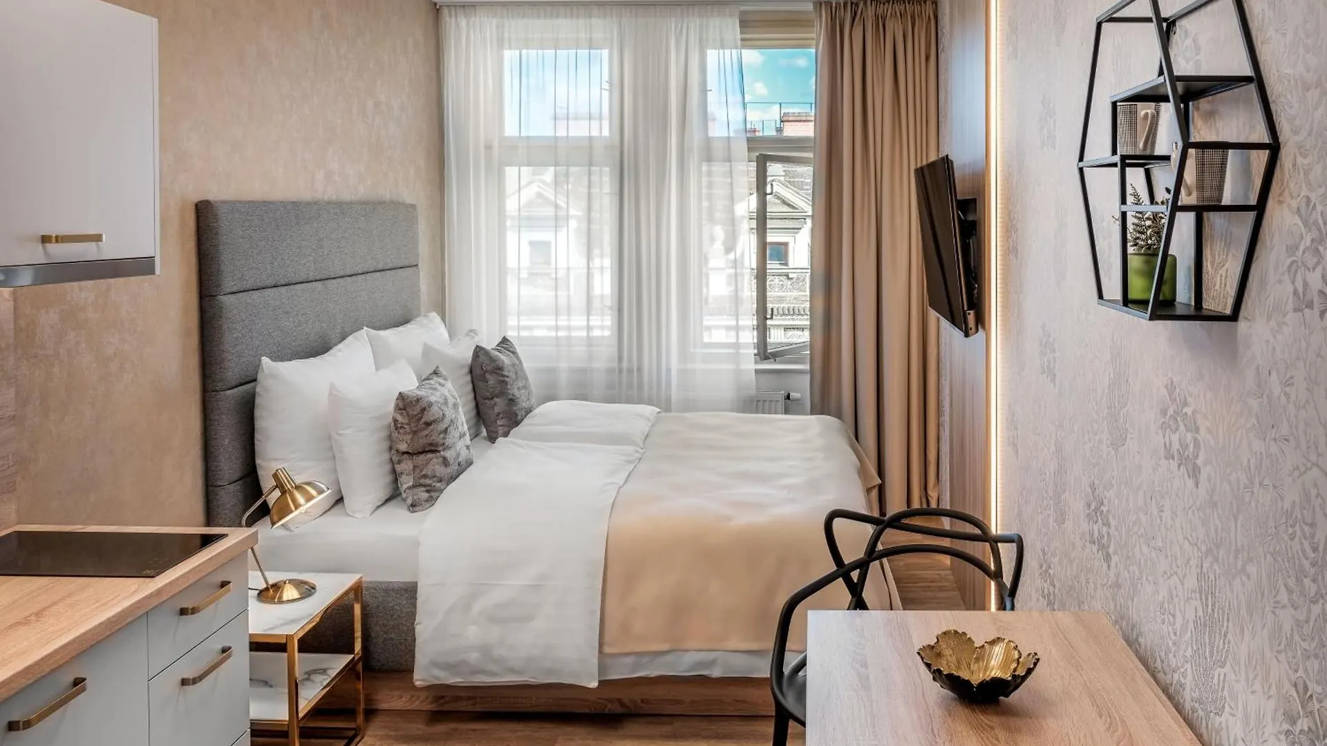 Theatre 9 Apartments By Adrez Πράγα