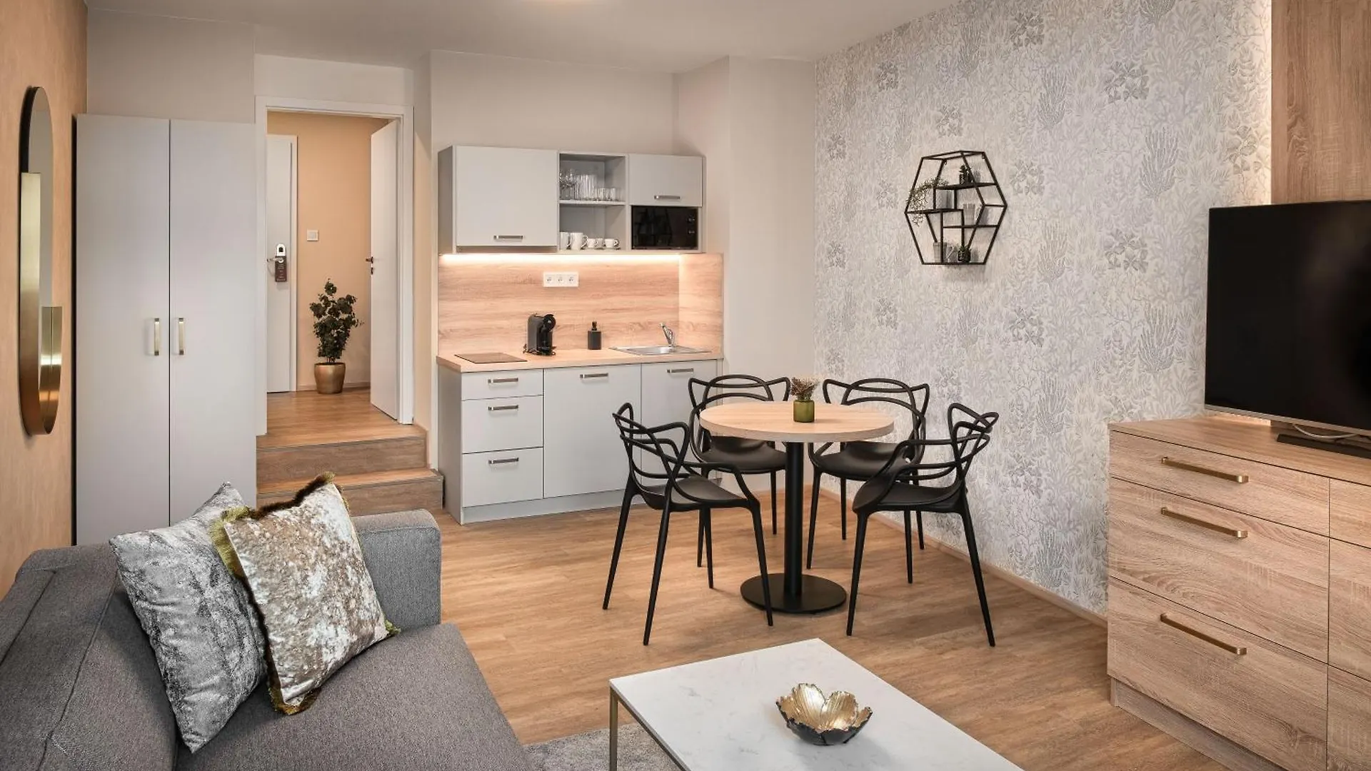 Theatre 9 Apartments By Adrez Πράγα