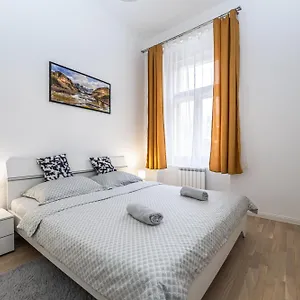 Stylish At Wenceslas Square Apartament