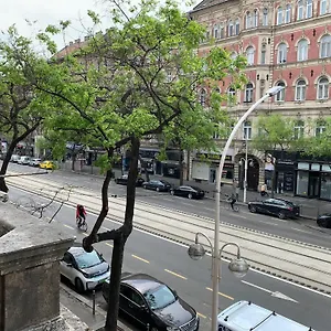 Standard , Budapeszt Węgry