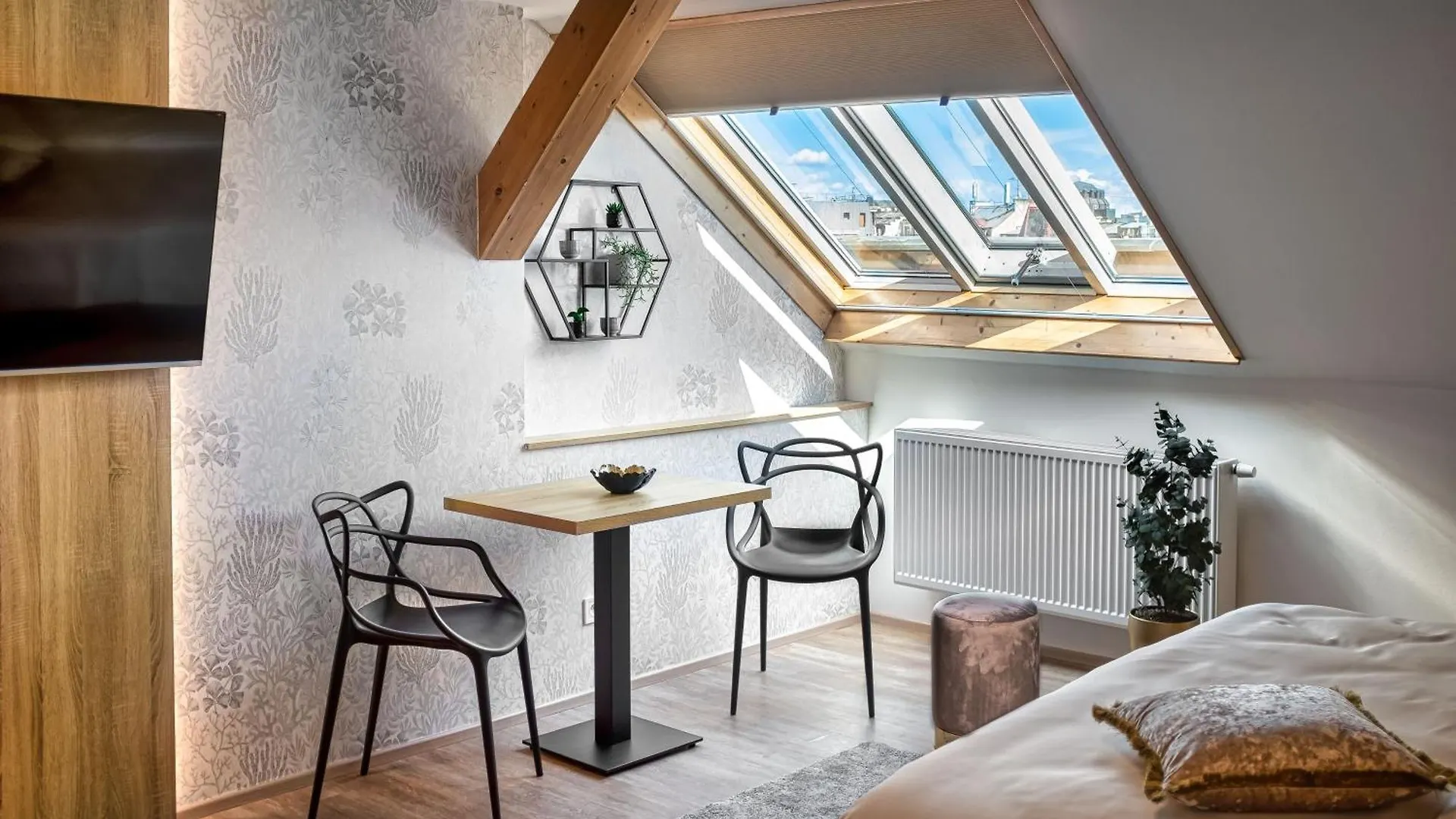 Theatre 9 Apartments By Adrez Prague